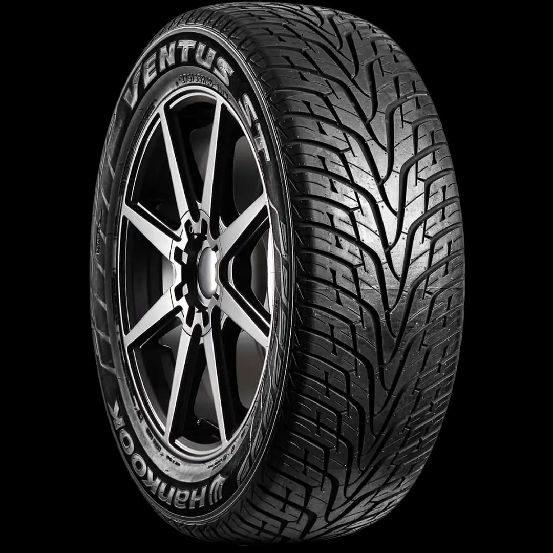 Hankook Ventus ST RH06 20" angled tire