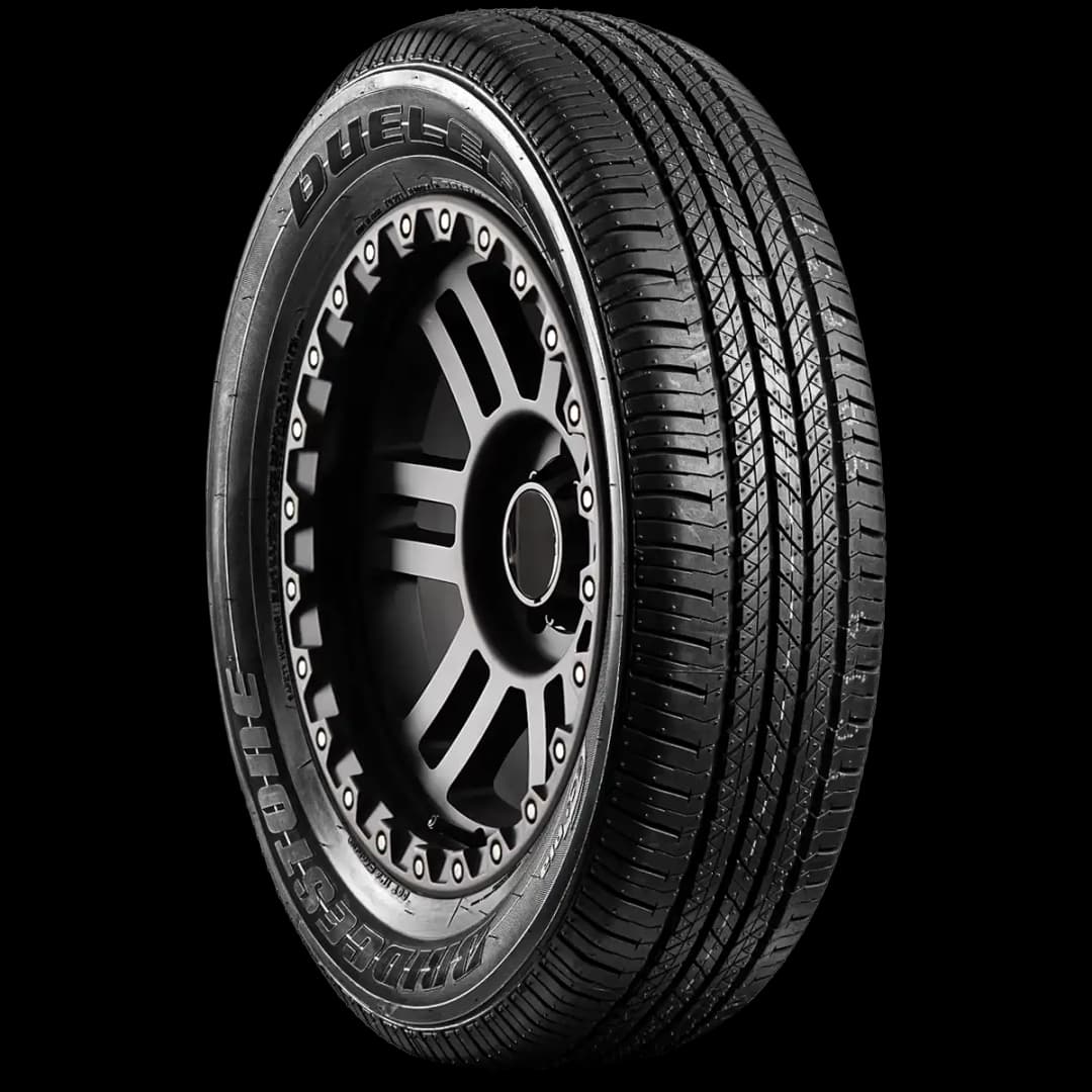 Bridgestone Dueler H/L 400 17" angled tire