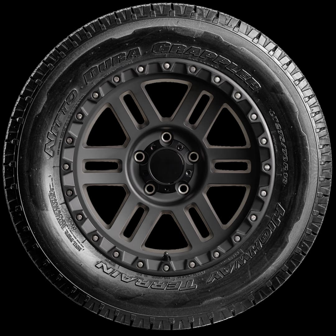 Nitto Dura Grappler 17" side tire