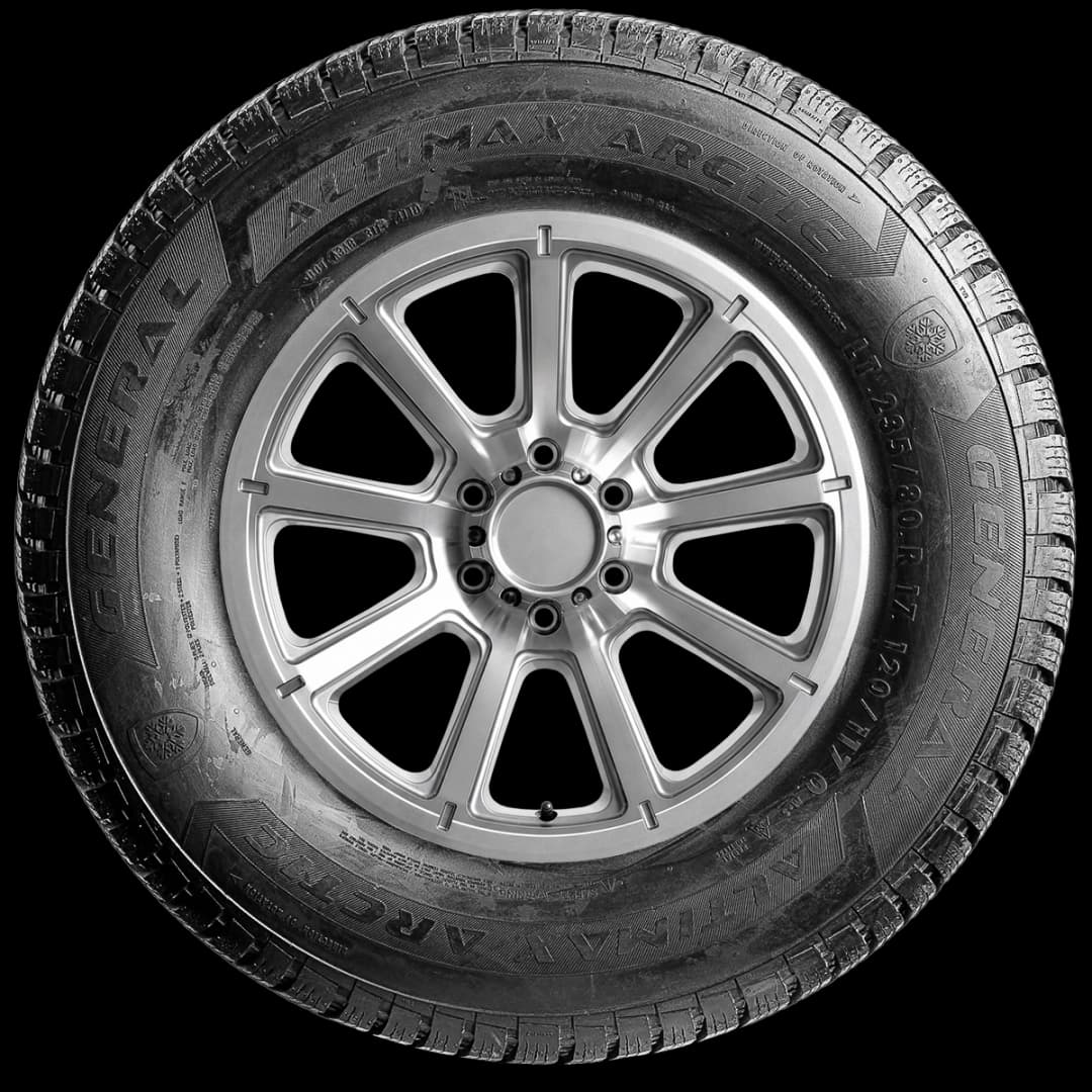 General Altimax Arctic 17" side tire