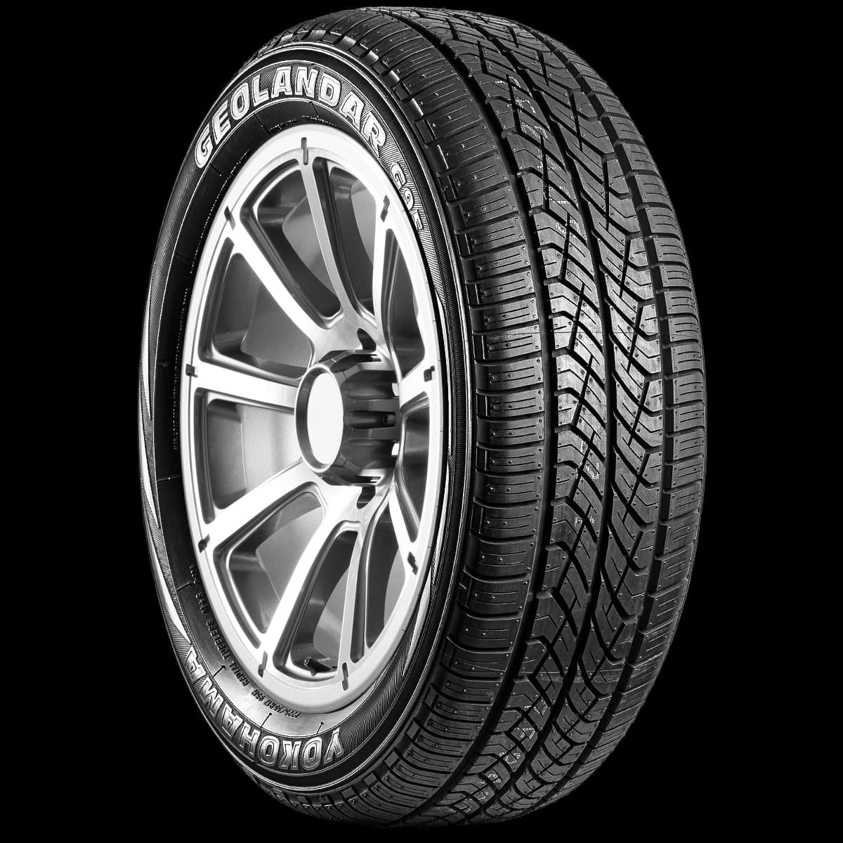 Yokohama Geolander G95A 17" angled tire