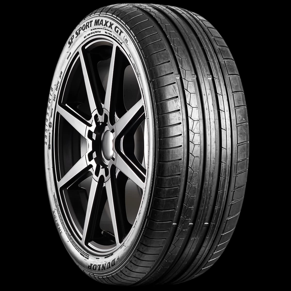 Dunlop Sp Sport Maxx GT 17" angled tire