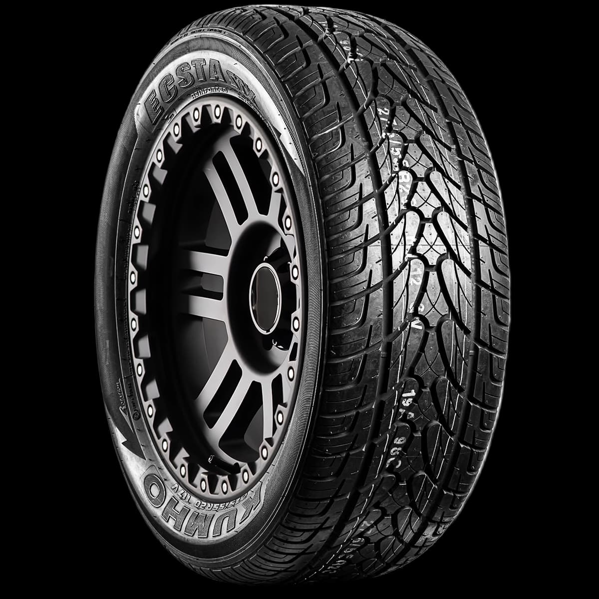 Kumho Ecsta STX KL12 20" angled tire