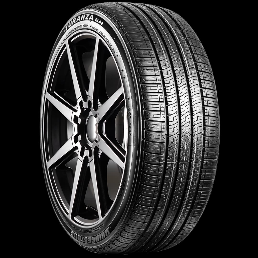 Bridgestone Turanza EL42 20" angled tire