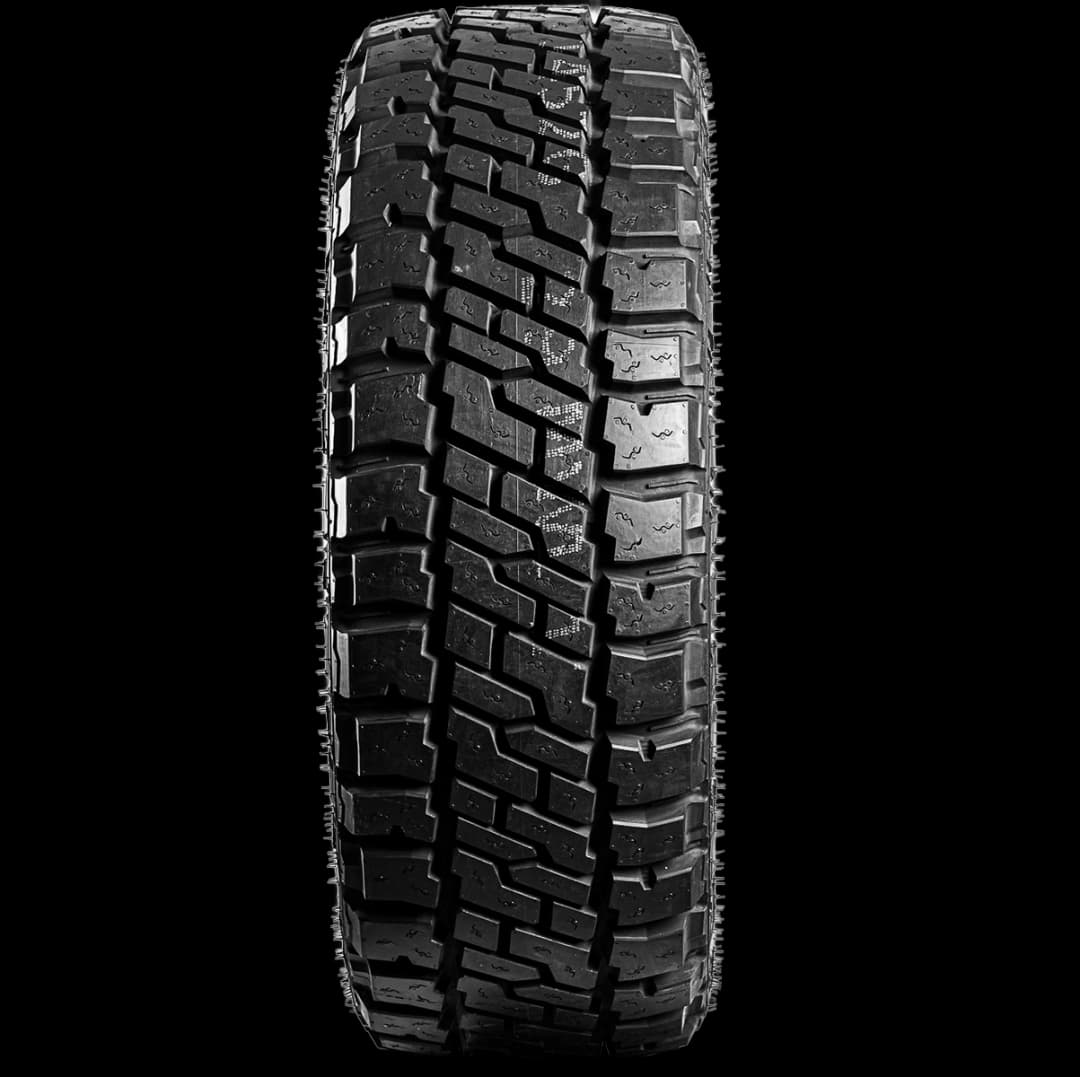 Mickey-Thompson Baja EX 20" front tire