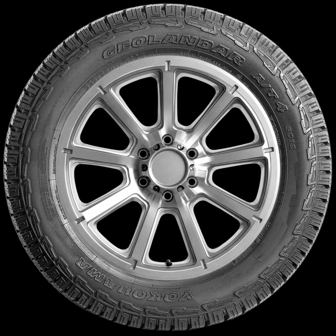 Yokohama Geolandar AT4 17" side tire