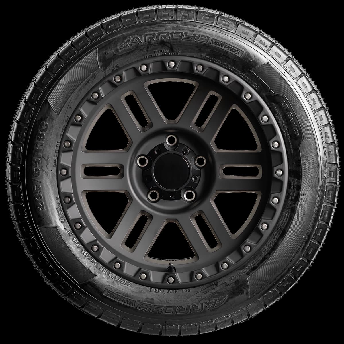 Pirelli Scorpion Winter 2 20" side tire
