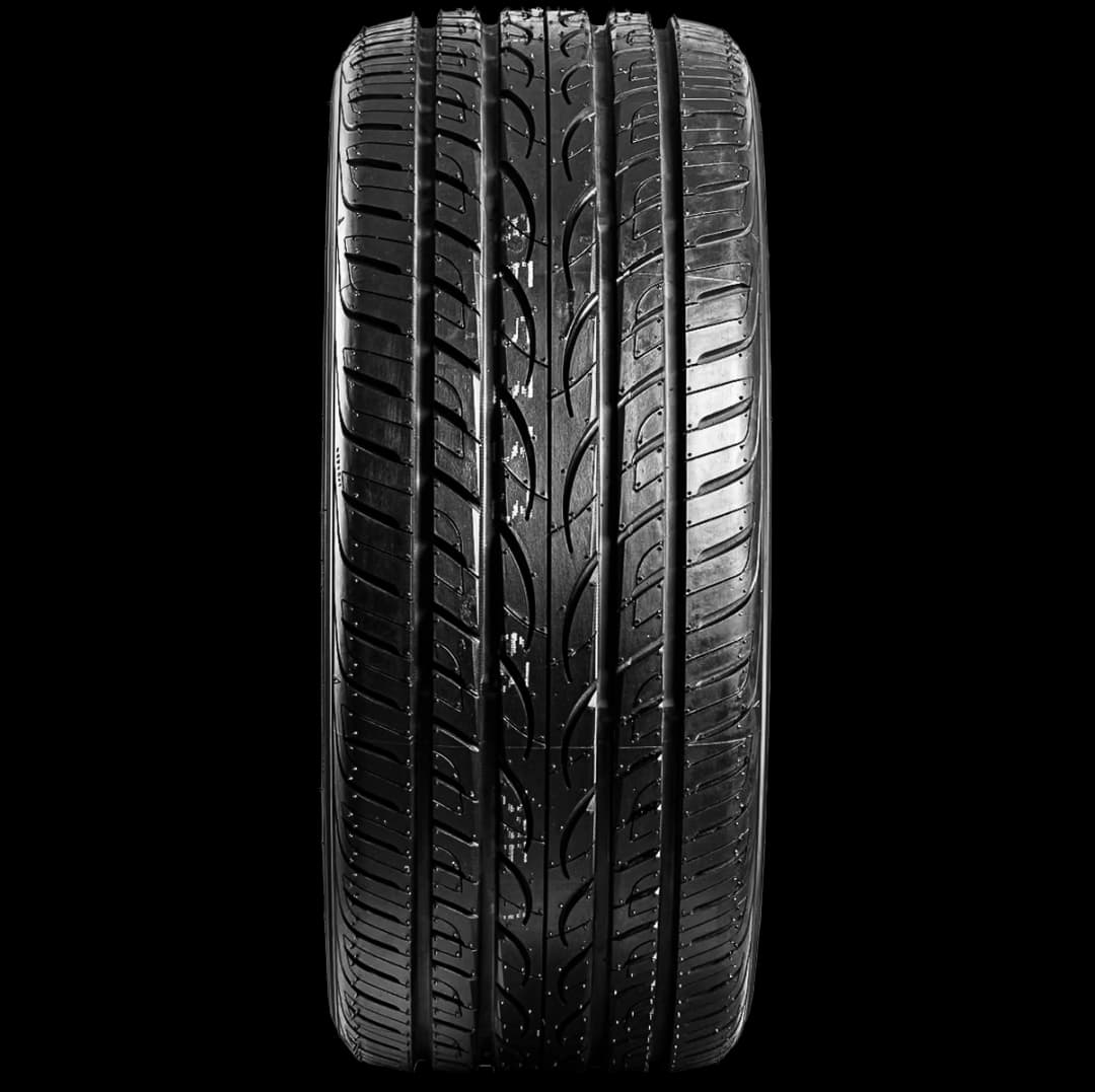Yokohama AVID ENVigor 17" front tire