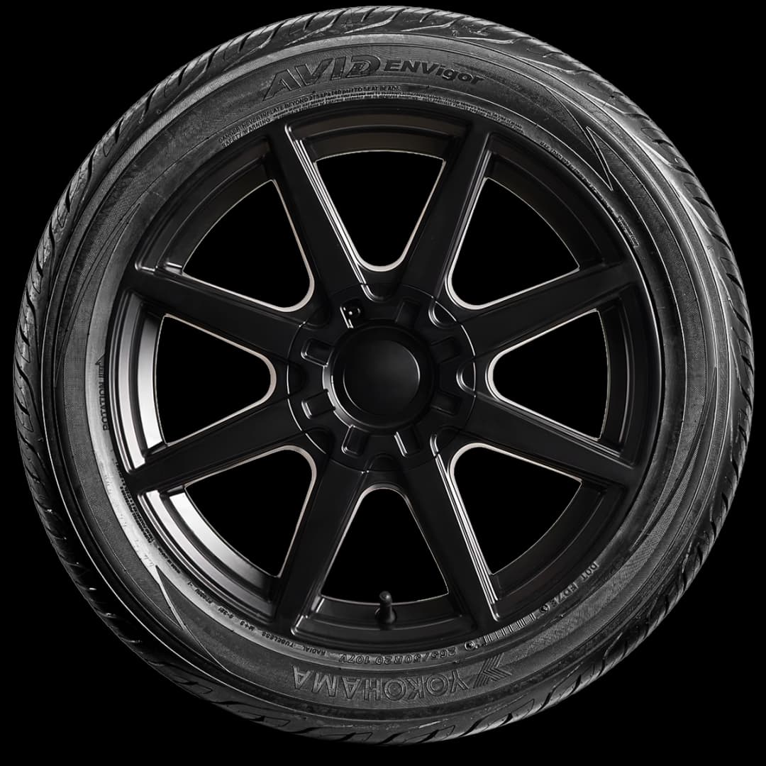 Yokohama AVID ENVigor 20" side tire