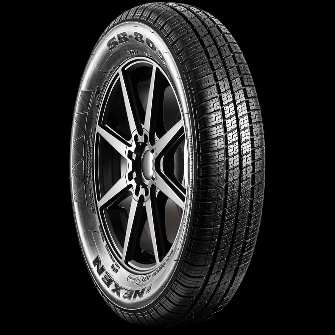 Nexen SB802 17" angled tire