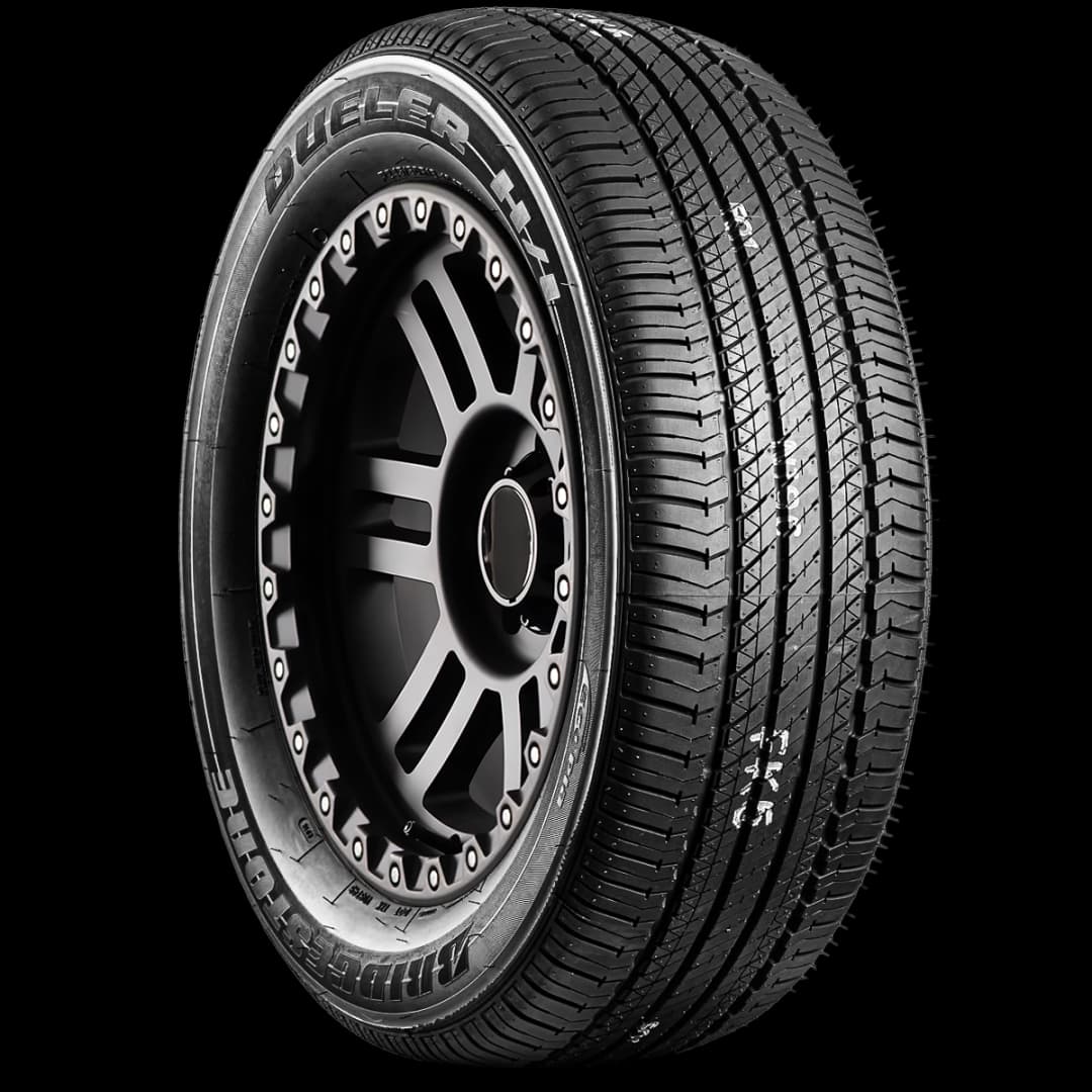 Bridgestone Dueler H/L 422 Ecopia 17" angled tire