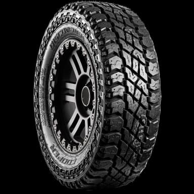 Cooper Discoverer S/T Maxx tire