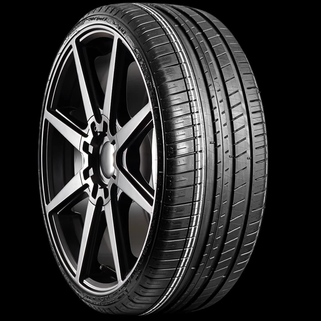 Michelin Pilot Sport 3 20" angled tire
