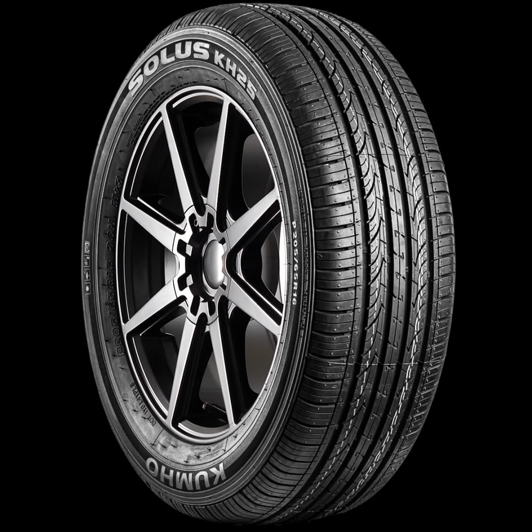 Kumho KH25 17" angled tire
