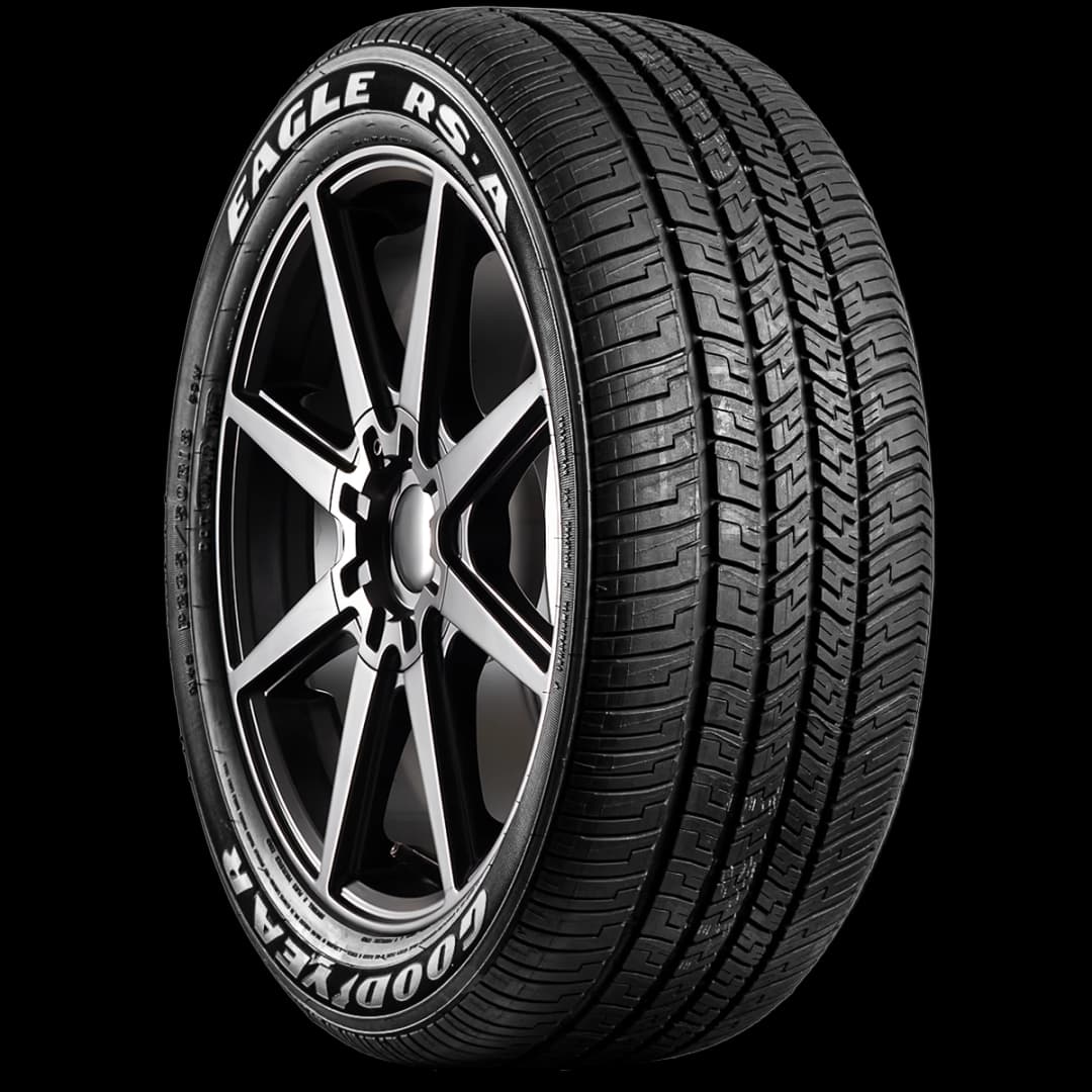 Goodyear Eagle RS-A Police 17" angled tire