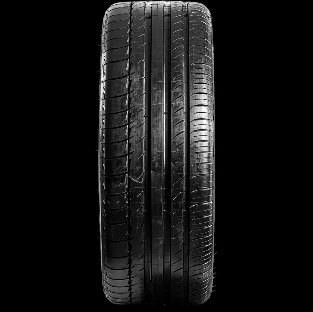 Michelin Pilot Sport PS2 20" front tire