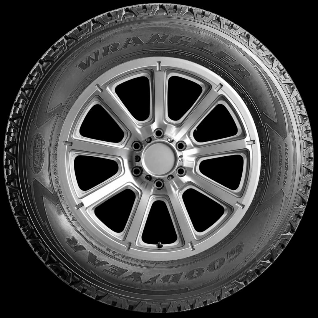 Goodyear Wrangler All-Terrain Adventure with Kevlar 20" side tire
