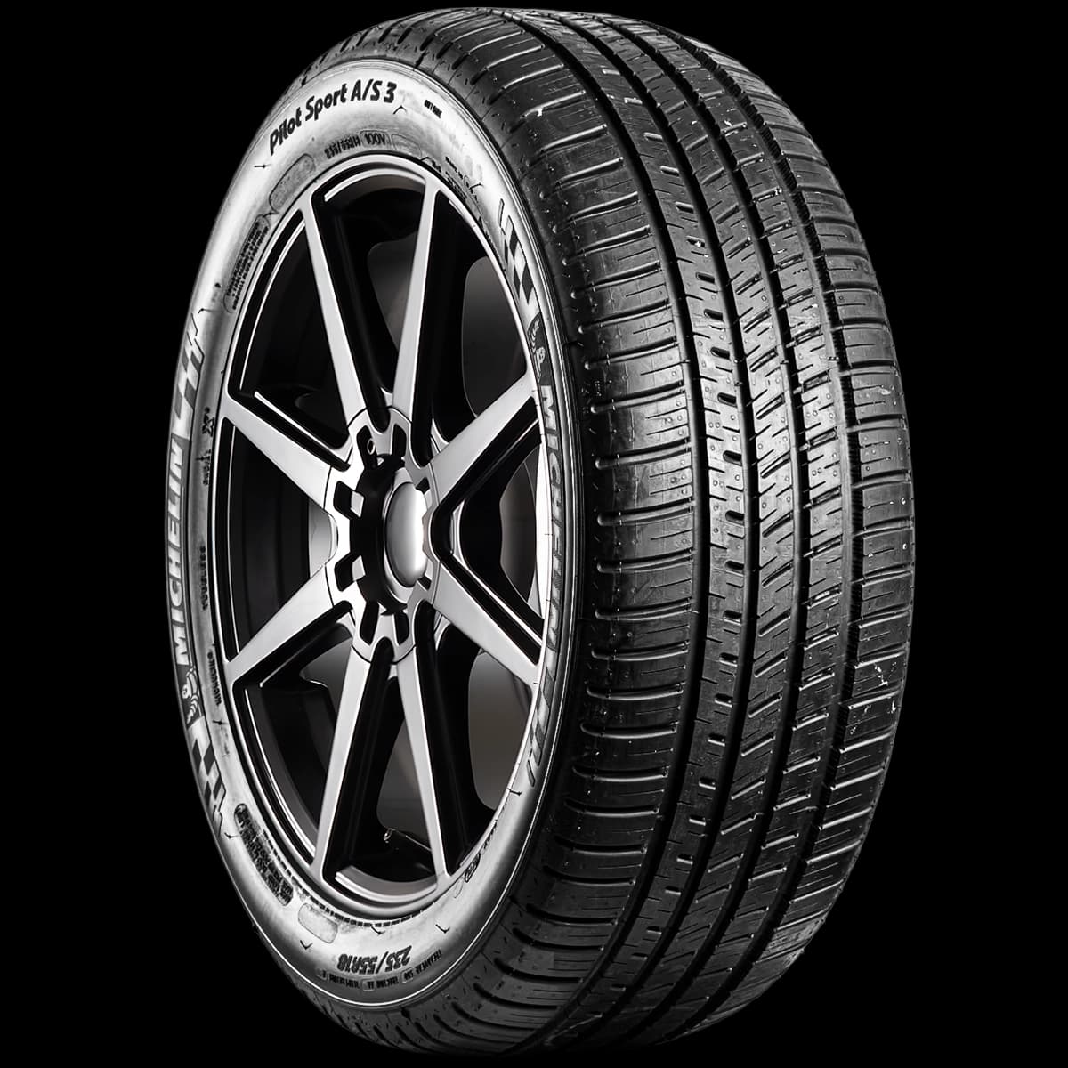Michelin Pilot Sport A/S 3 17" angled tire