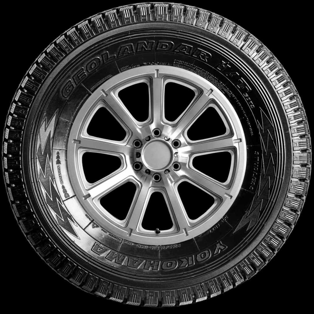 Yokohama Geolander IT G072 17" side tire