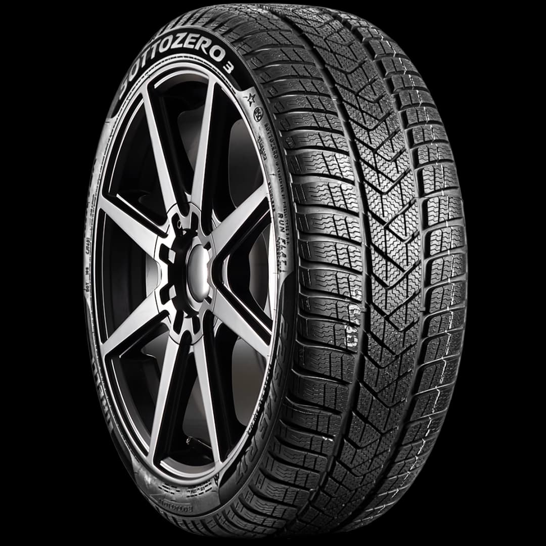 Pirelli Winter Sottozero 3 17" angled tire