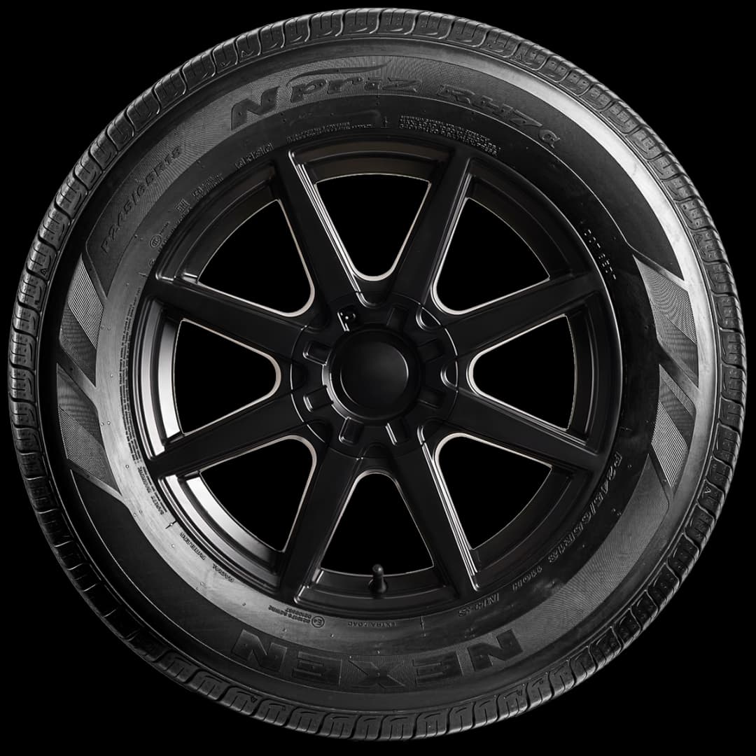Nexen N Priz RH7 17" side tire