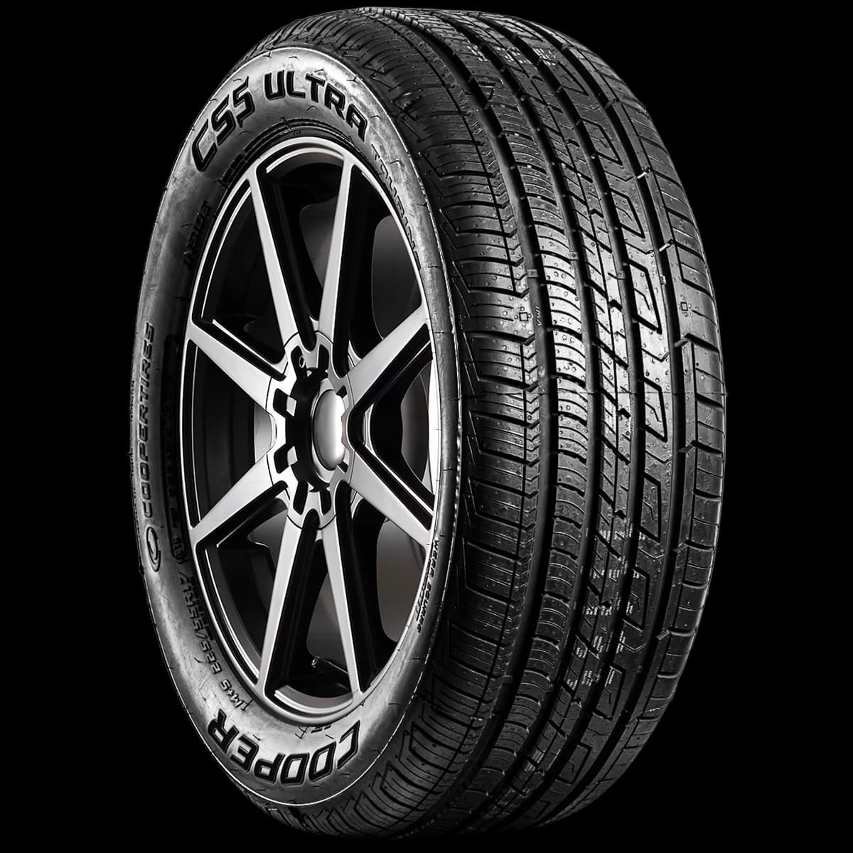 Cooper CS5 Ultra Touring 17" angled tire