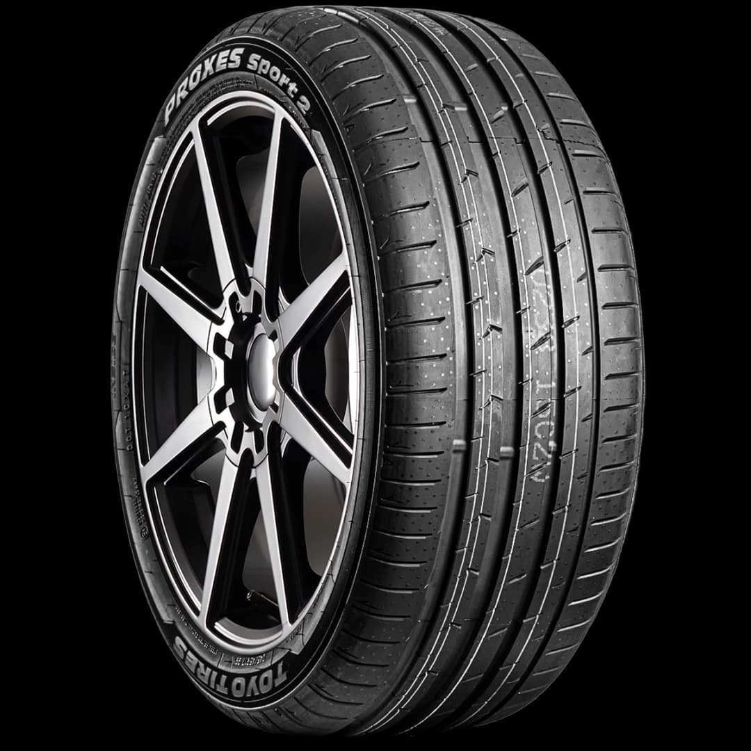 Toyo Proxes Sport 2 17" angled tire