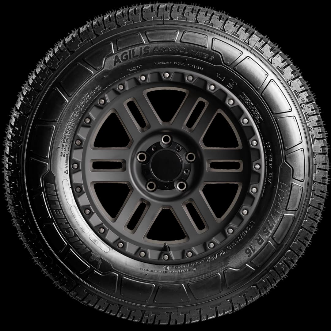 Michelin Agilis CrossClimate 2 17" side tire