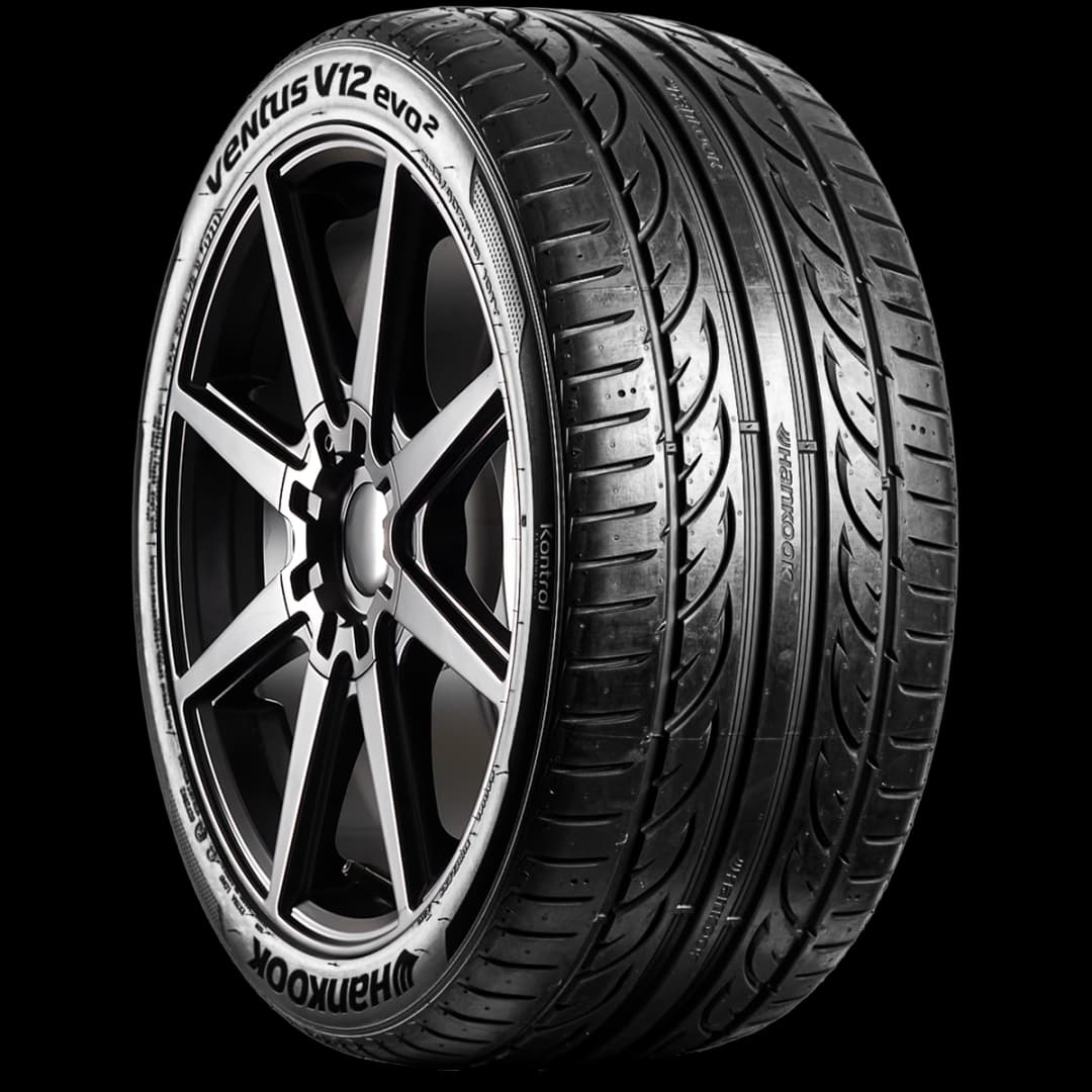 Hankook Ventus V12 evo2 K120 17" angled tire