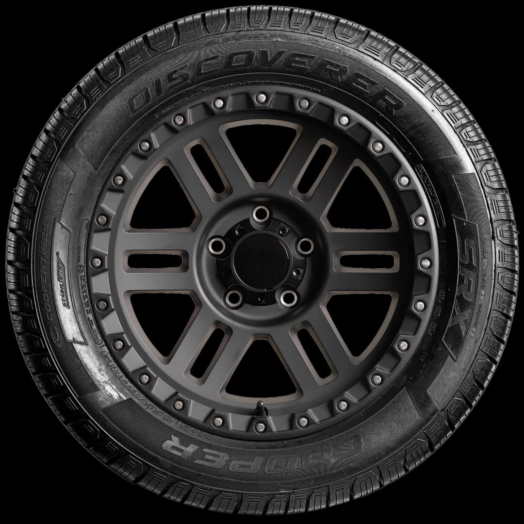 Cooper Discoverer SRX 20" side tire