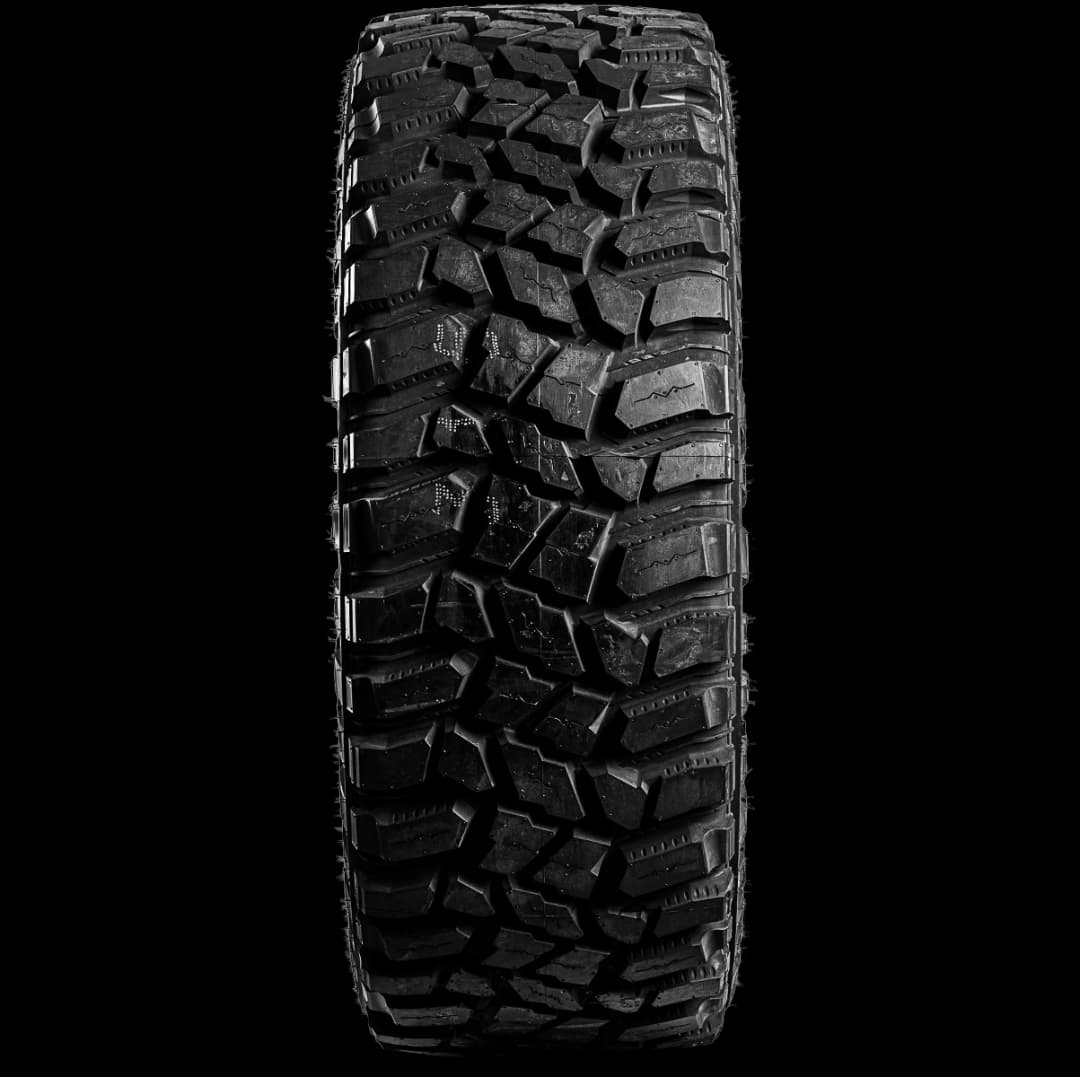 Cooper Discoverer STT Pro 17" front tire