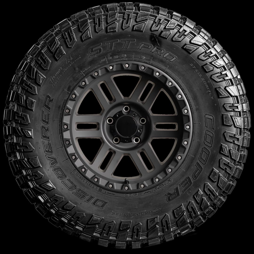 Cooper Discoverer STT Pro 17" side tire