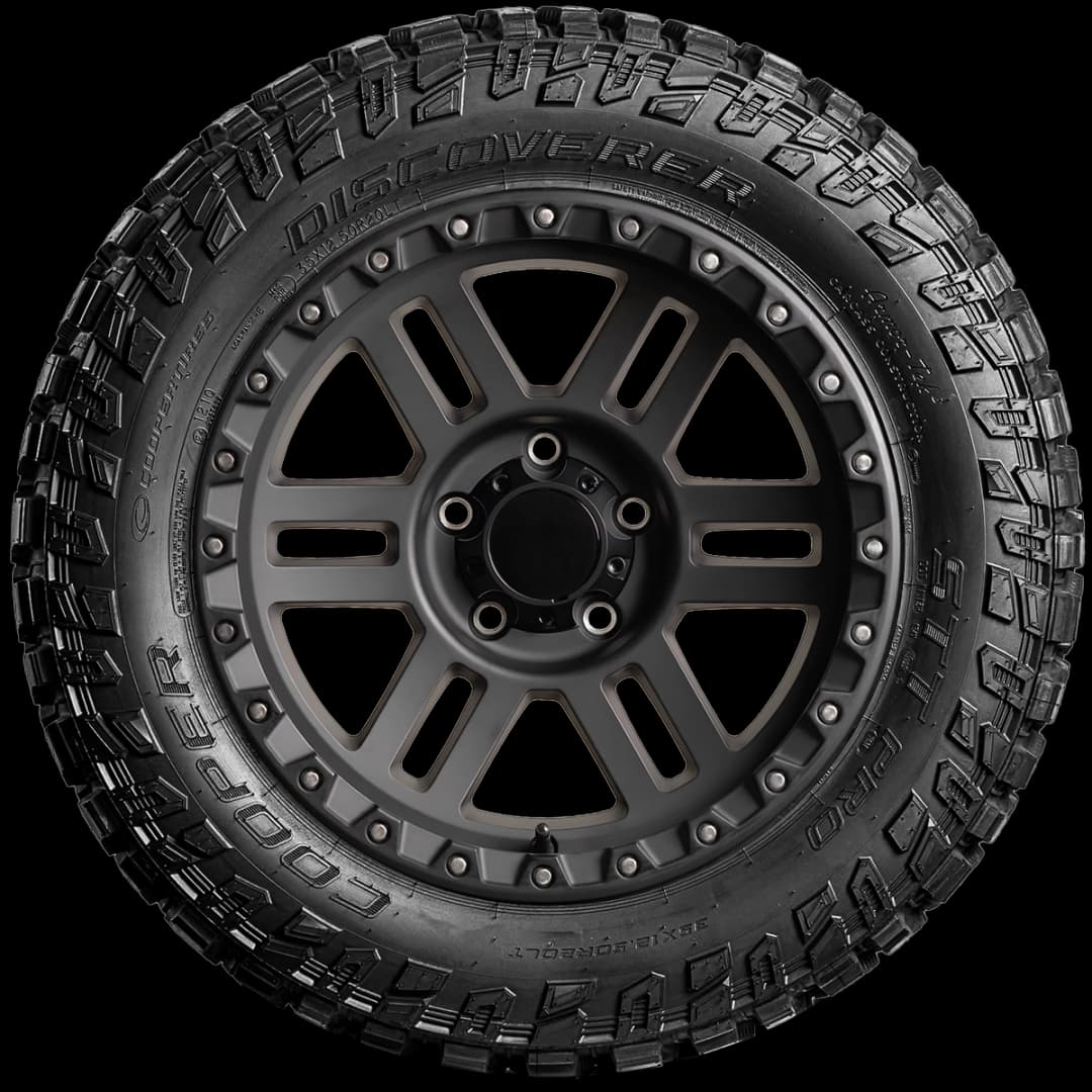 Cooper Discoverer STT Pro 20" side tire