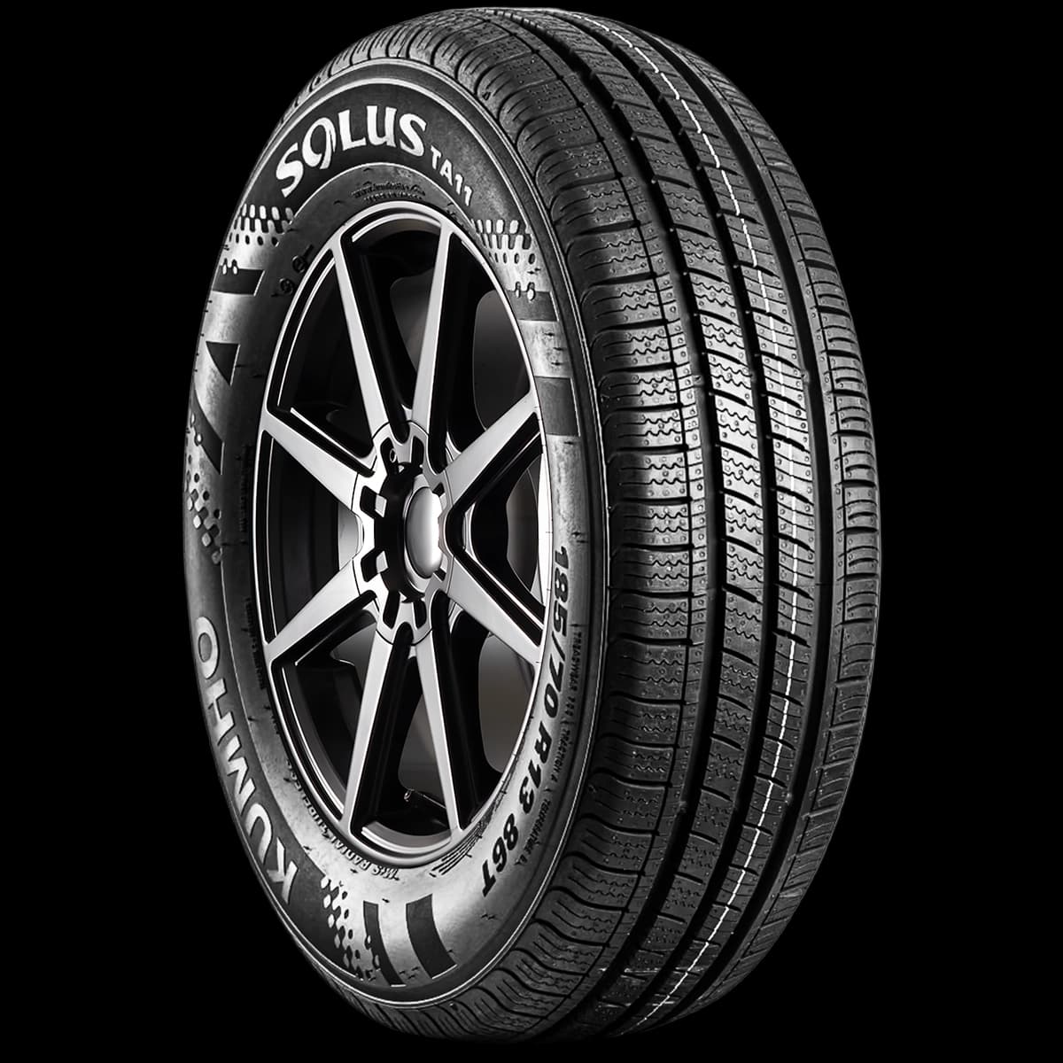 Kumho Solus TA11 17" angled tire