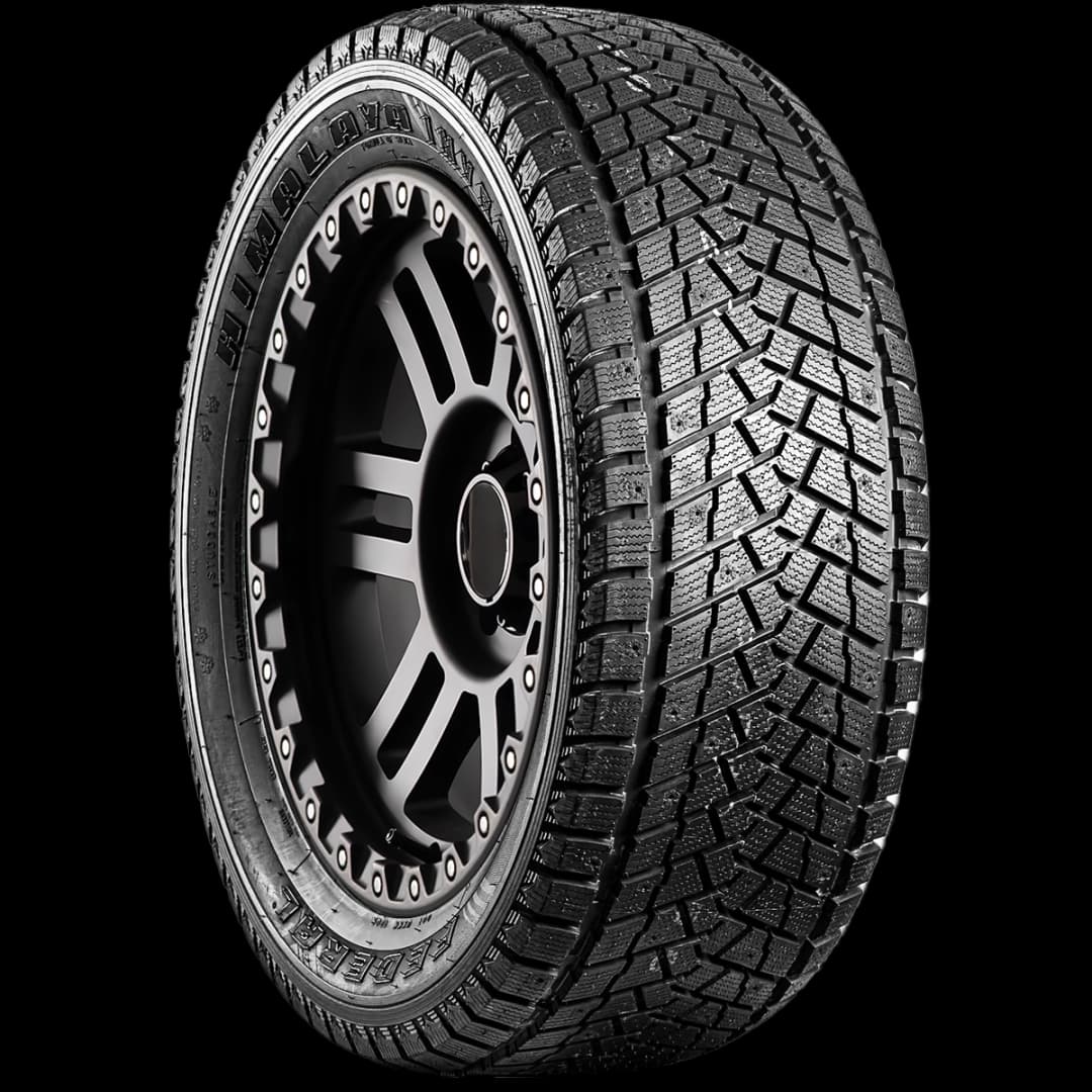 Kumho Road Venture AT51 17" angled tire