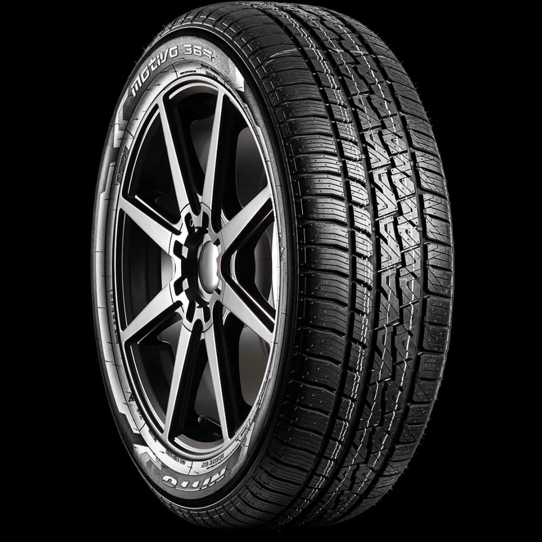 Nitto Motivo 365 20" angled tire