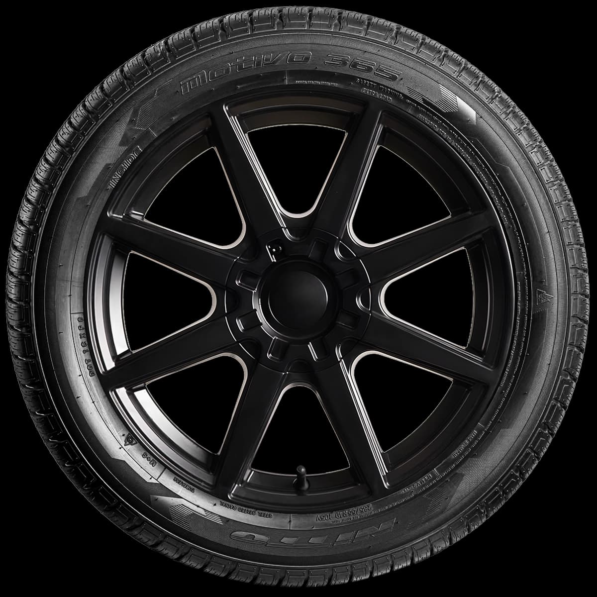 Nitto Motivo 365 20" side tire