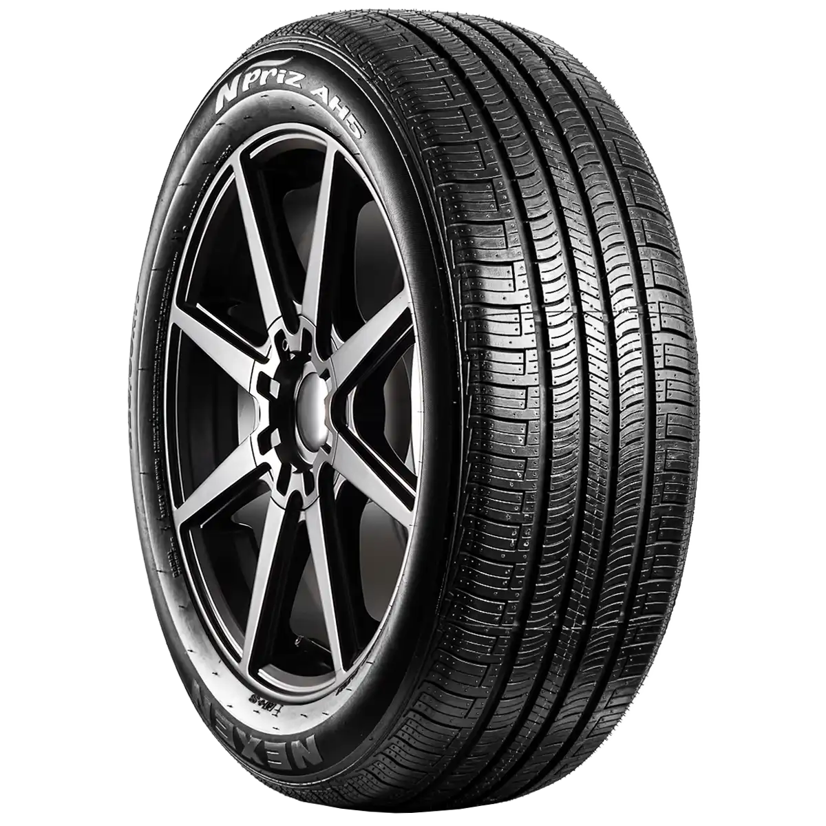 Nexen N Priz AH5 17" angled tire