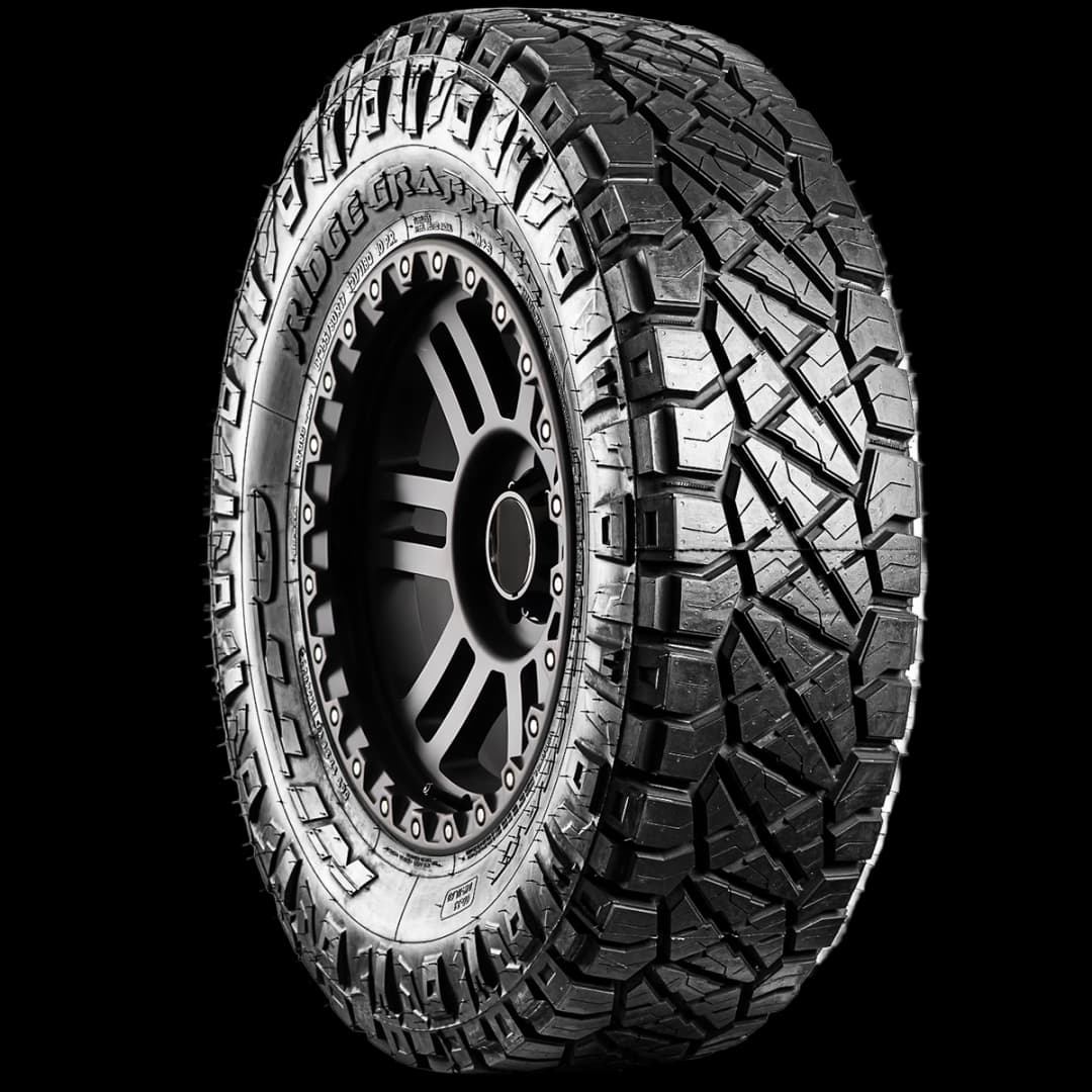 Nitto Ridge Grappler 17" angled tire