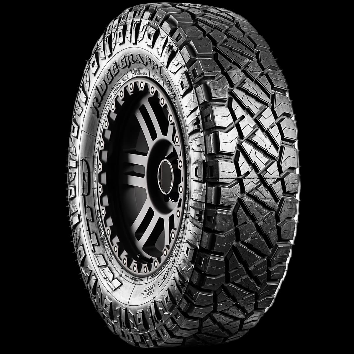 Nitto Ridge Grappler 17" angled tire