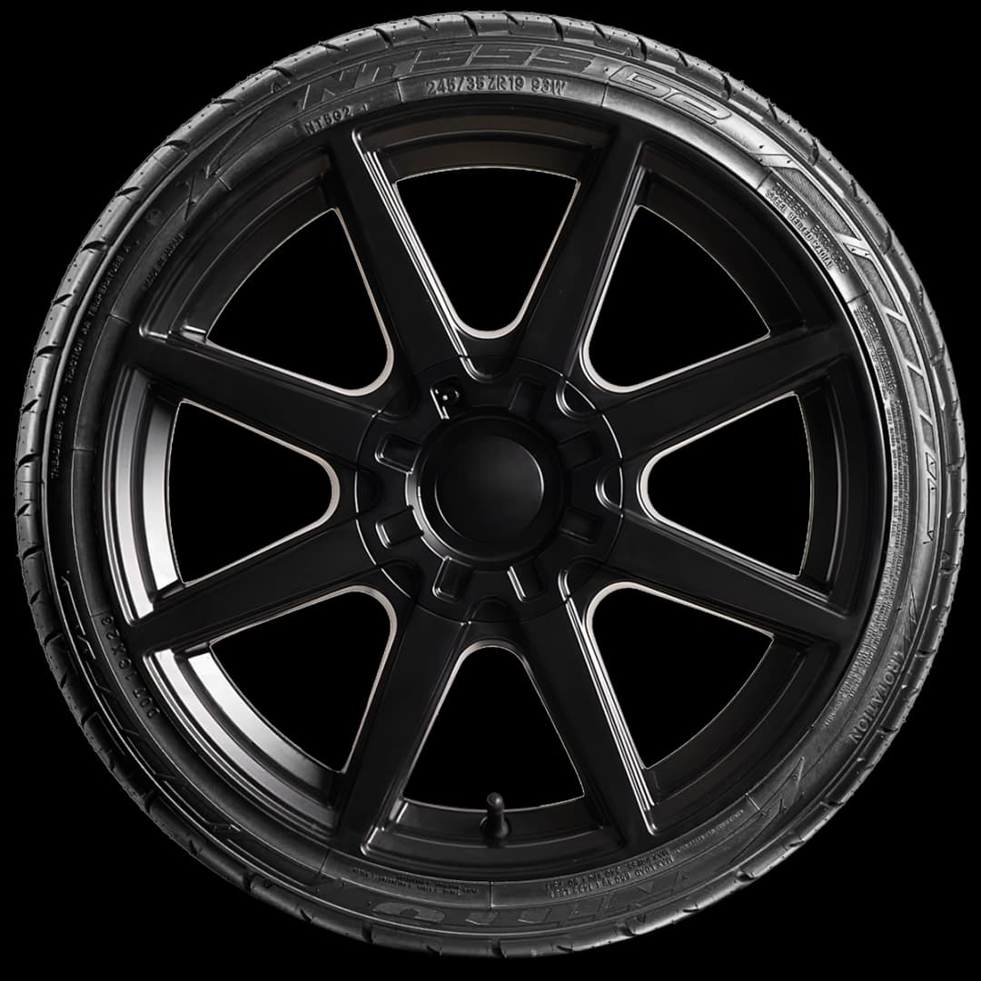 Nitto NT555 G2 20" side tire