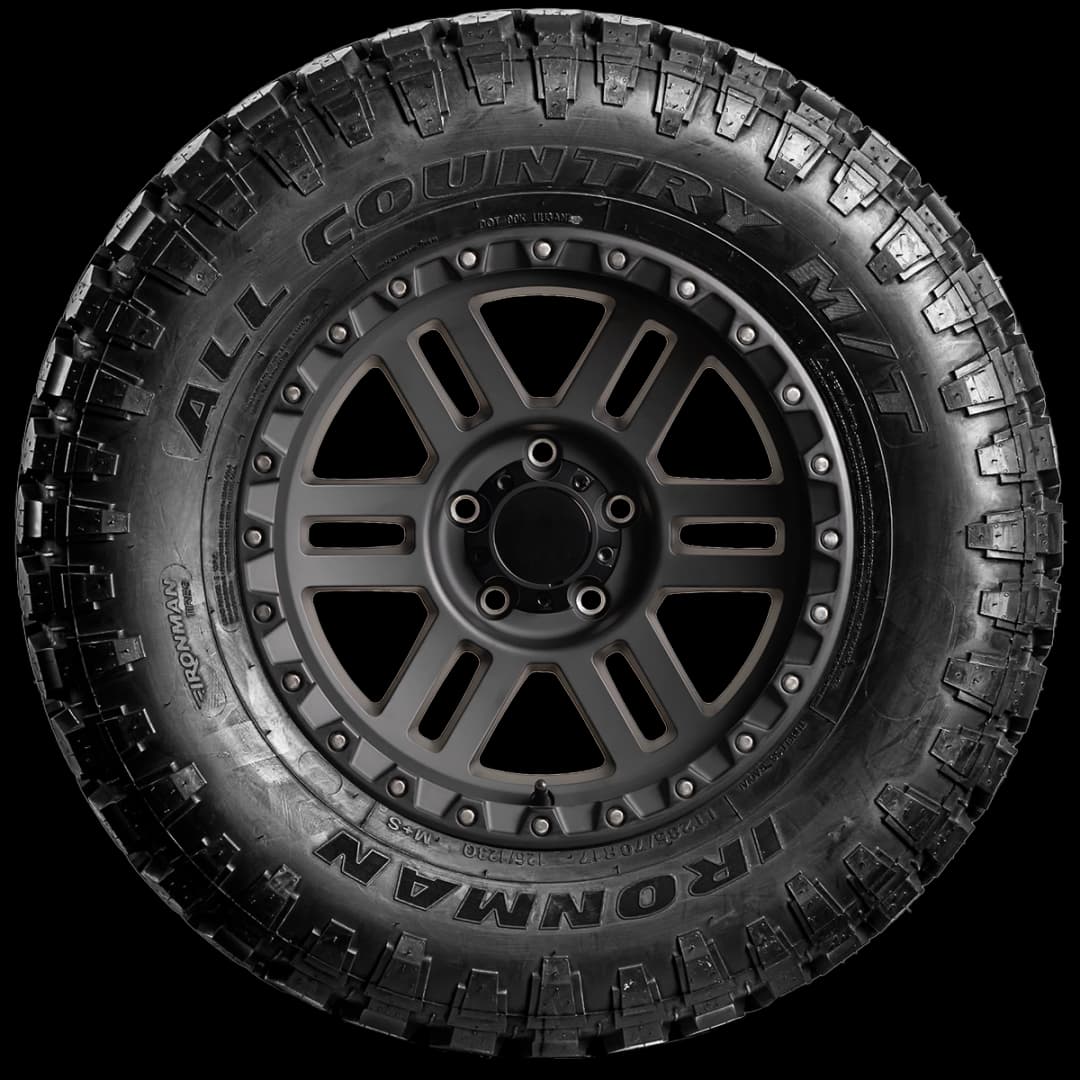 Ironman All Country M/T 17" side tire