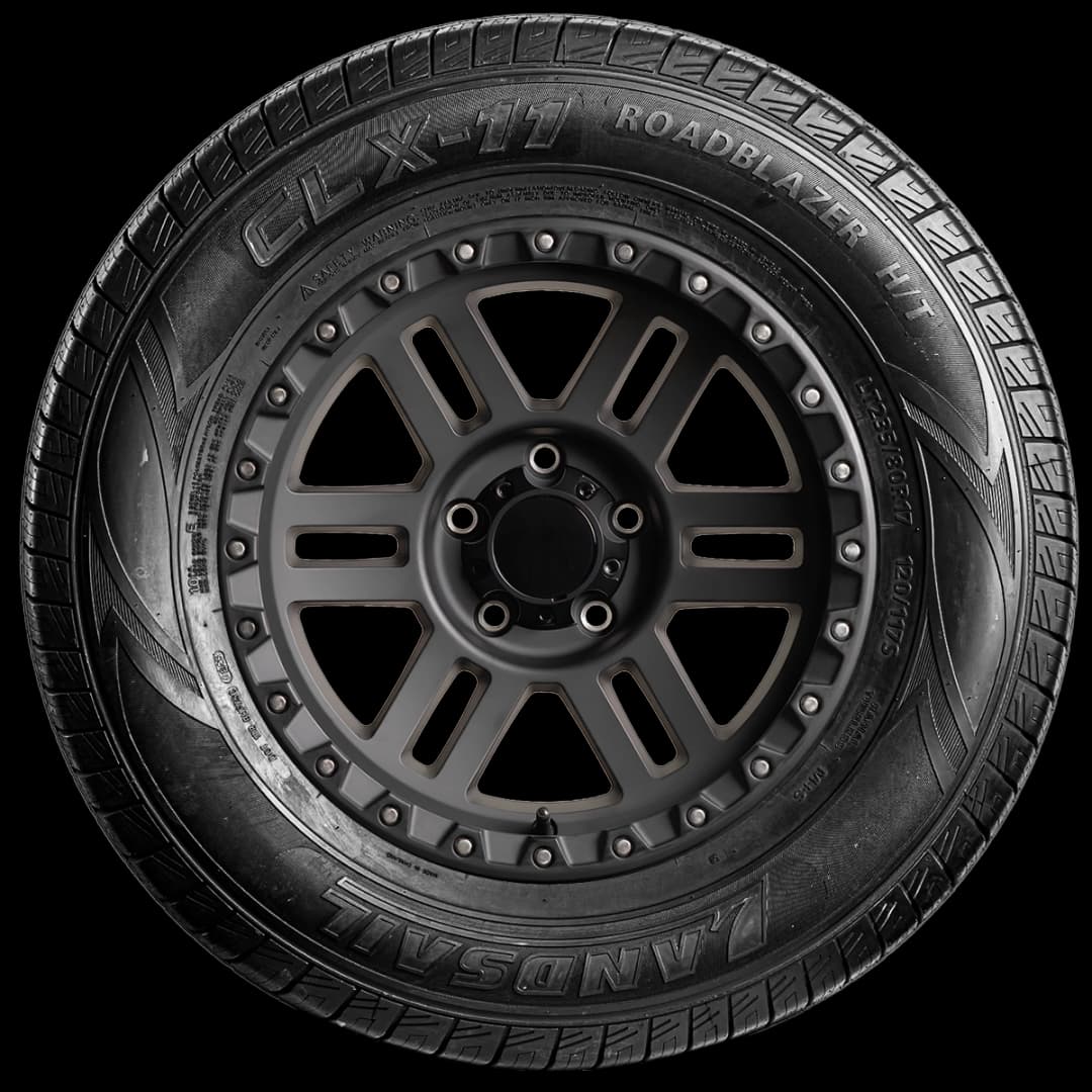 Landsail RoadBlazer HT CLX11 17" side tire