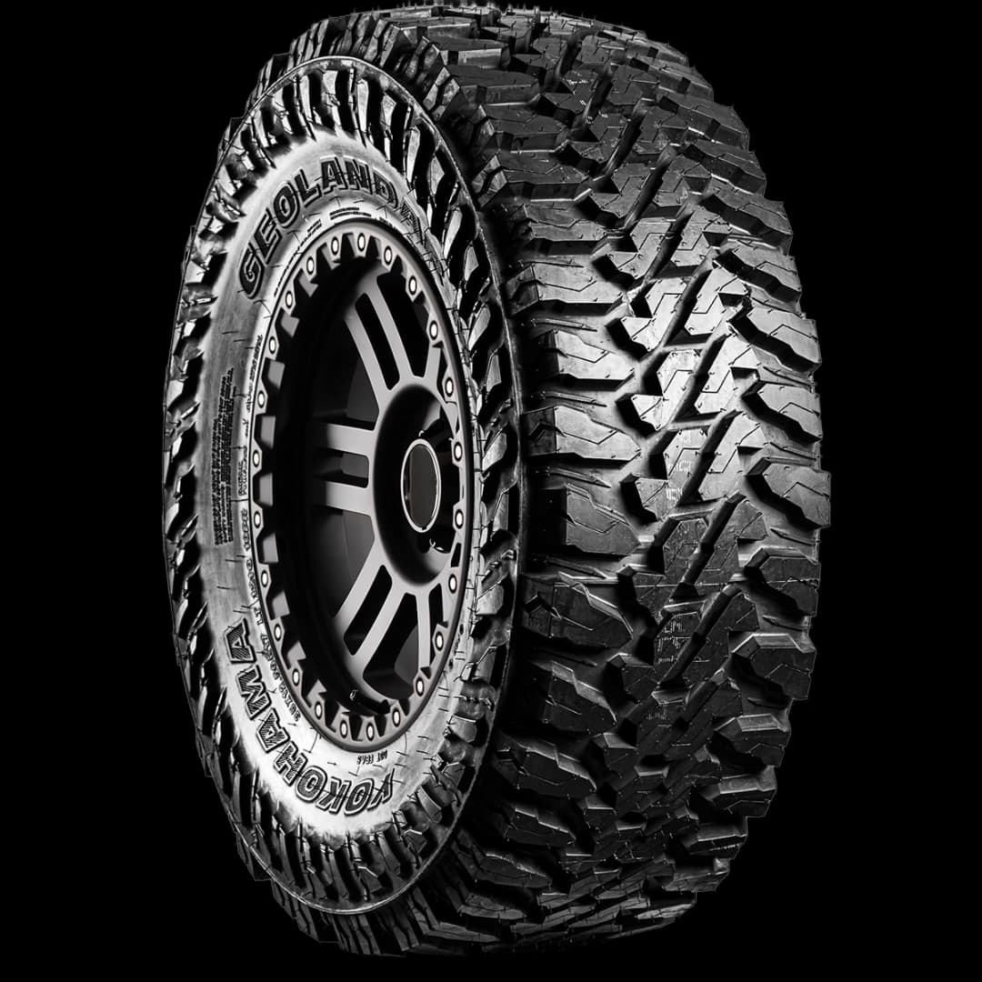 Yokohama Geolandar MT G003 17" angled tire