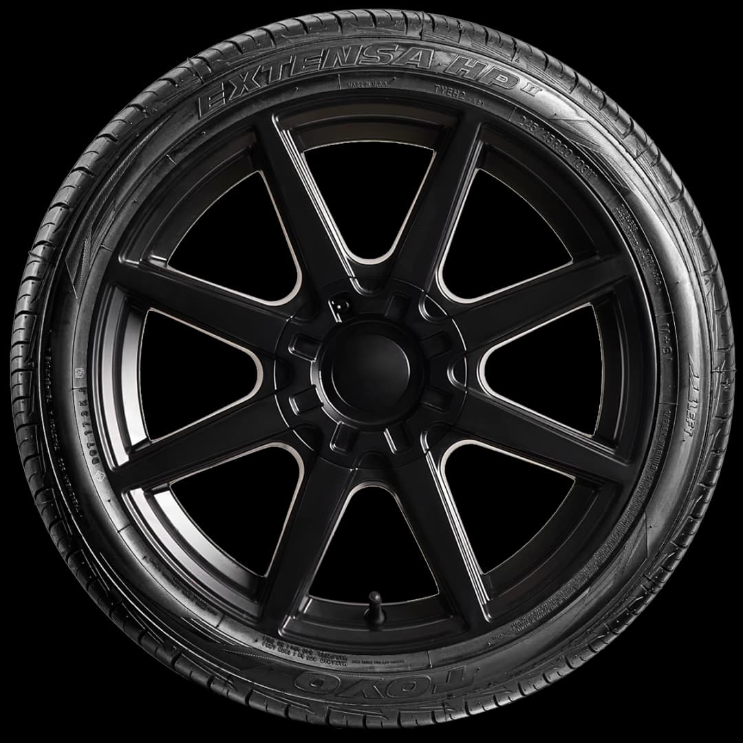 Toyo Extensa HP II 20" side tire