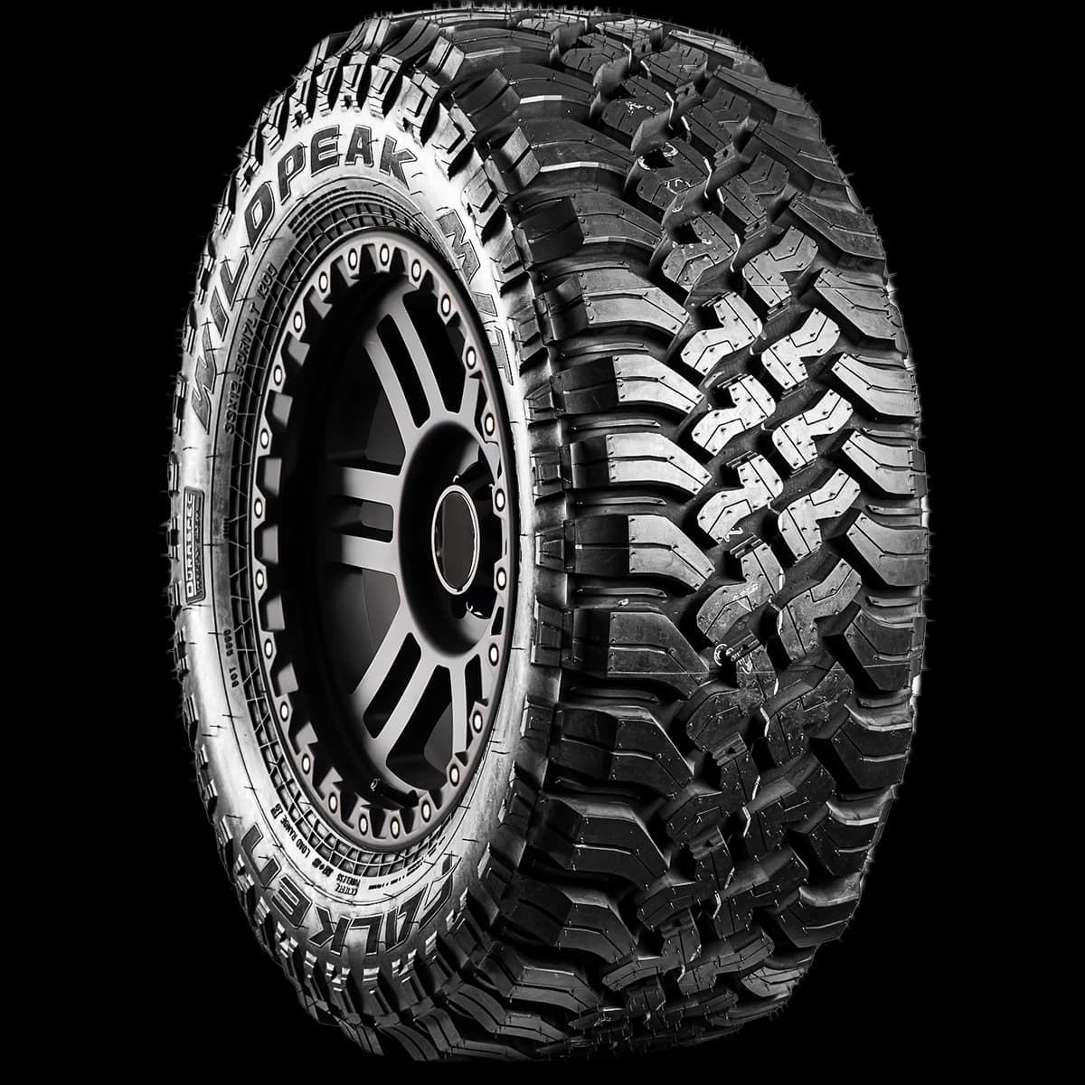 Falken Wild Peak M/T 17" angled tire