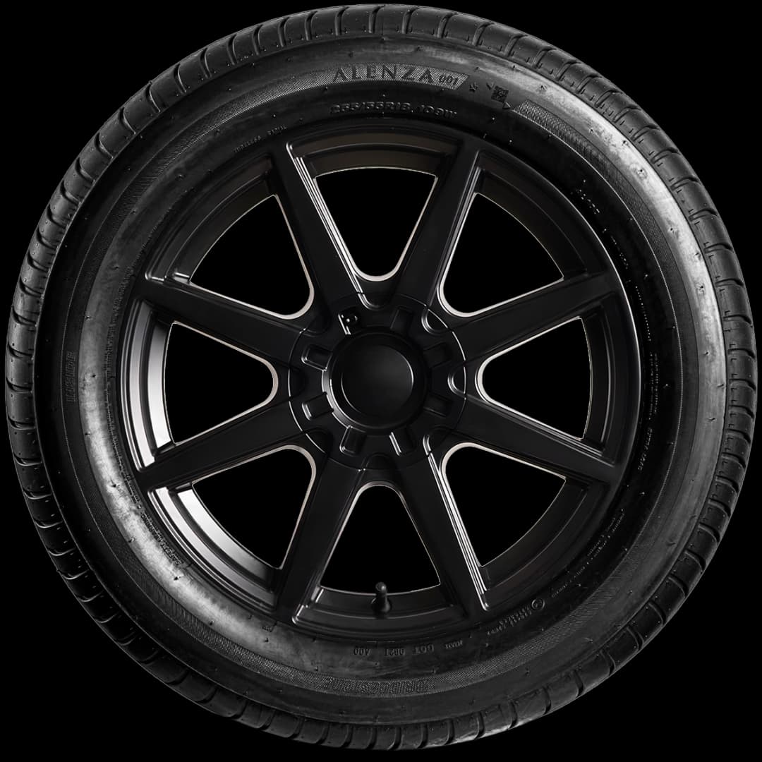 Bridgestone Alenza 001 17" side tire