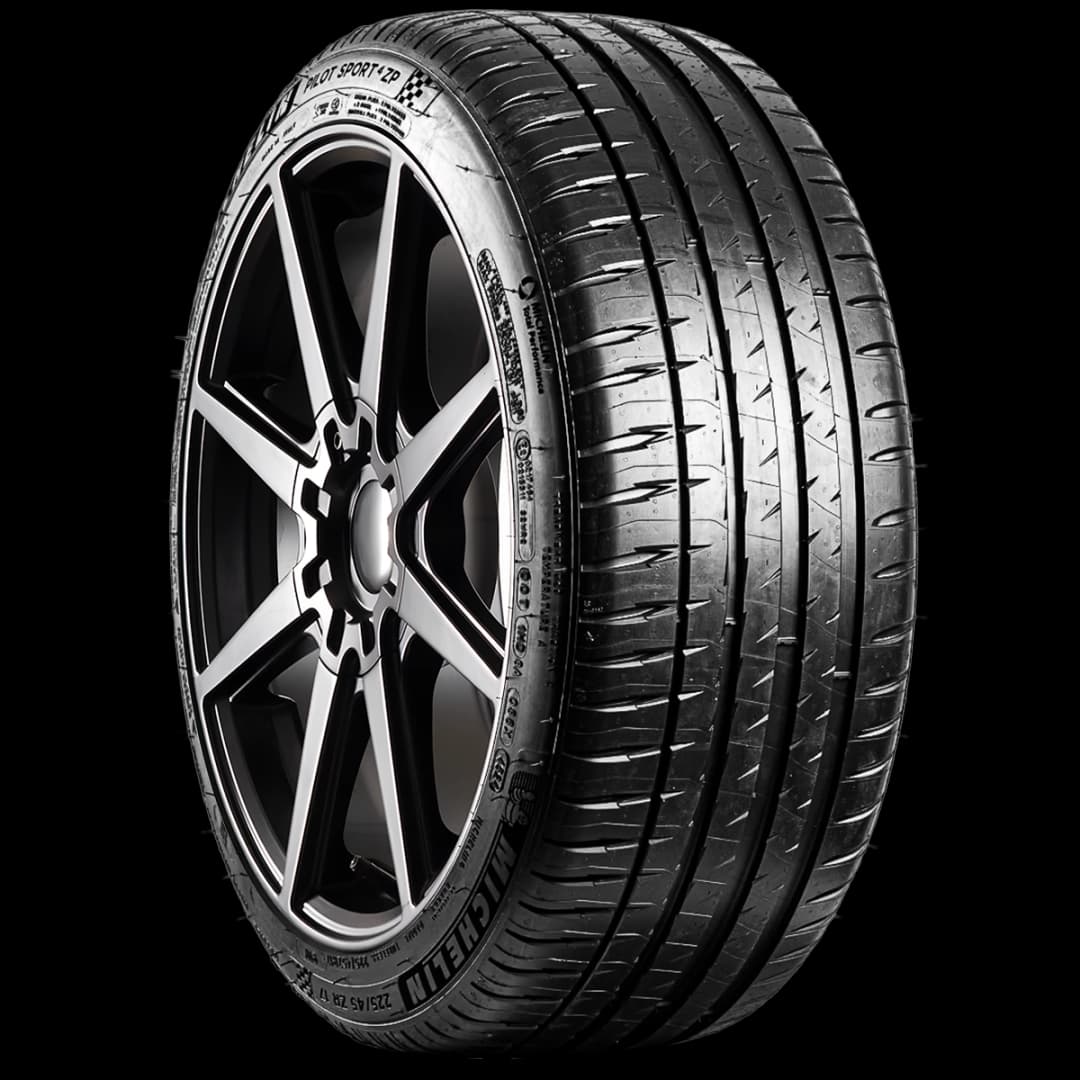 Michelin Pilot Sport 4 17" angled tire