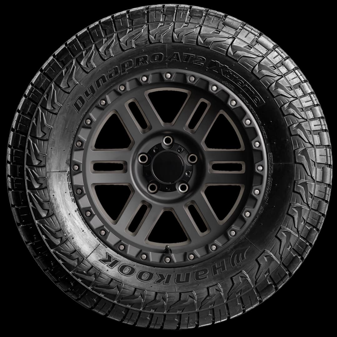 Hankook Dynapro AT2 17" side tire
