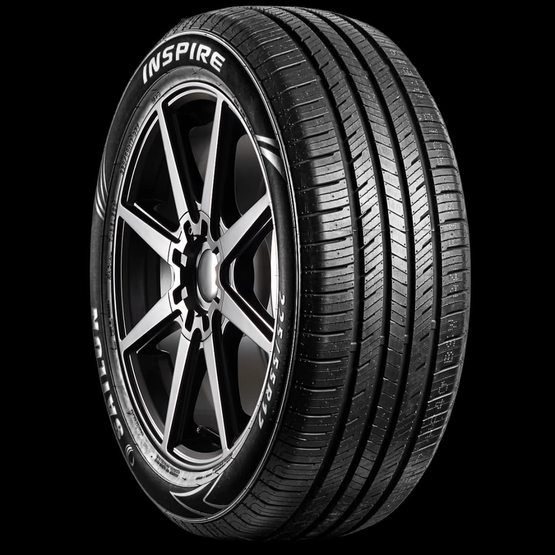 Sailun Inspire 17" angled tire